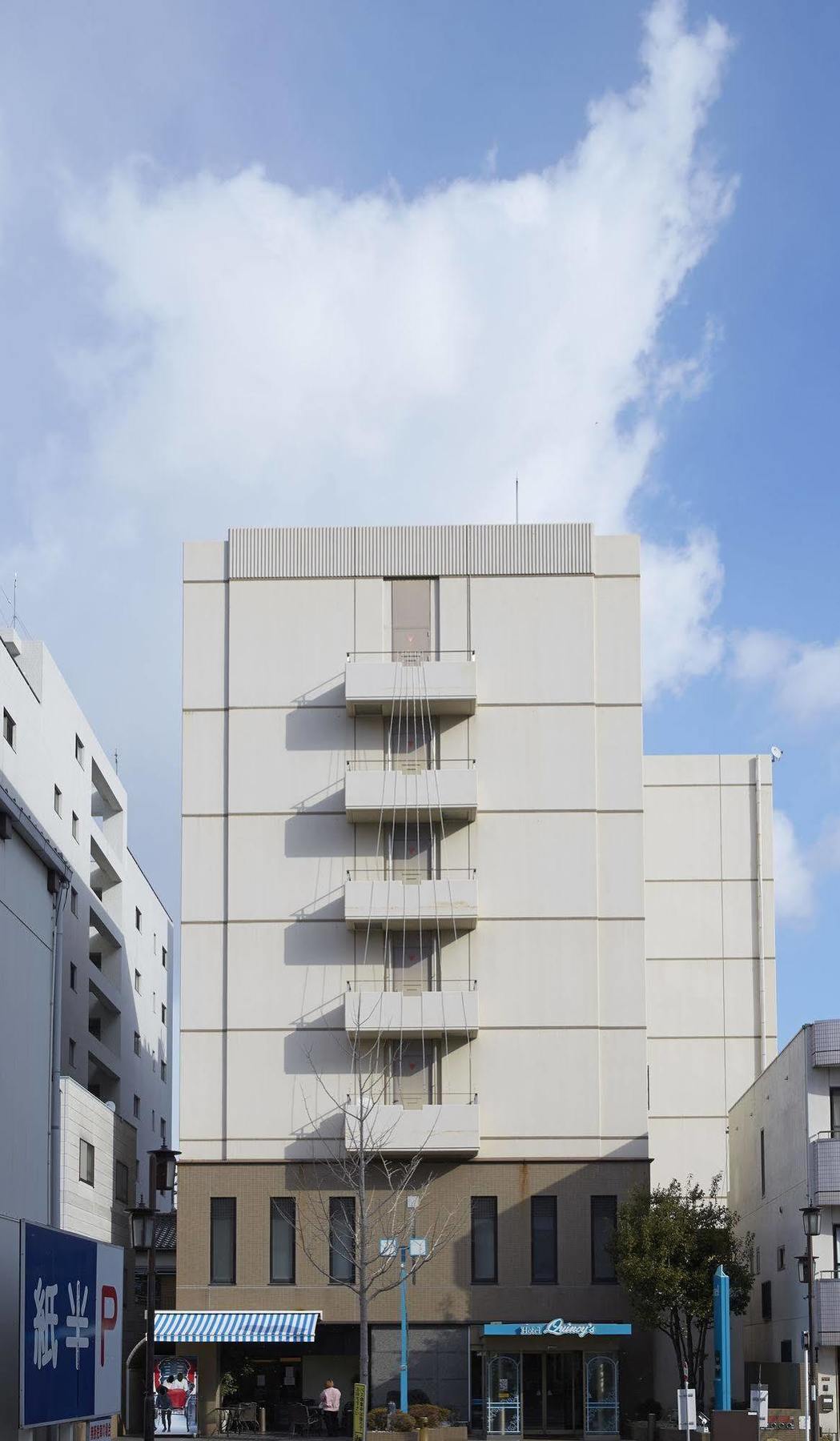 Quincy'S Inn Toyohashi Exterior foto